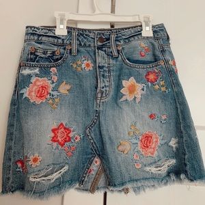 American Eagle Skirt